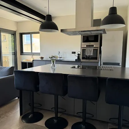 Mimosas Apartment *